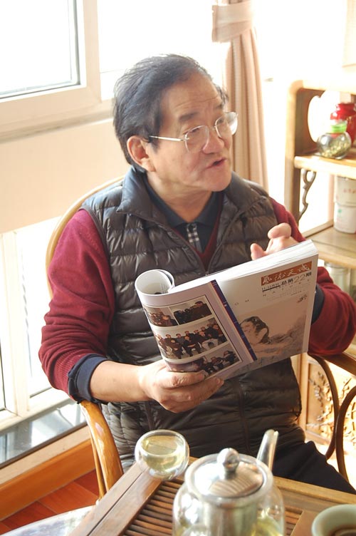 曹明冉先生给《艺术天成》杂志提出宝贵意见 曹明冉先生给《艺术天成》杂志提出宝贵意见