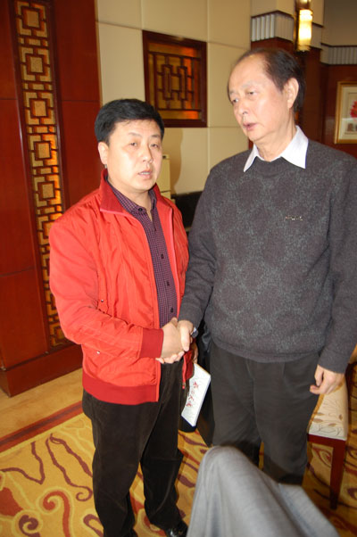 中国音乐家协会主席赵季平与《艺术天成》杂志总编杨沐鸣娱乐交流