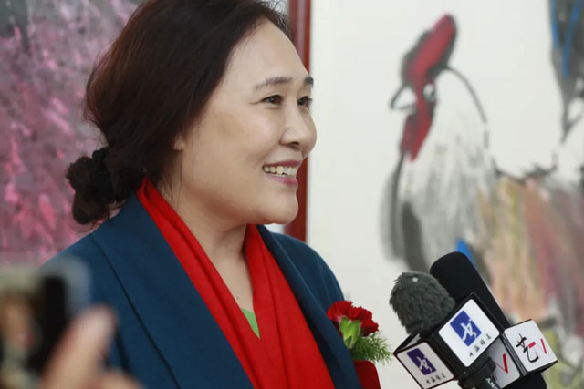83参展艺术家曾迎春