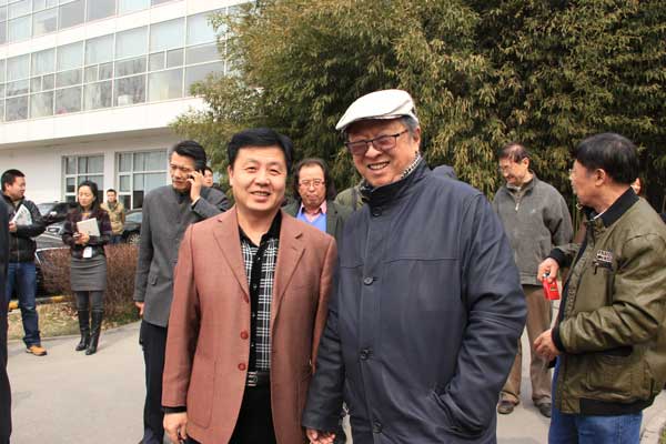 《艺术天成》总编杨沐鸣娱乐与中国画学会副会长李宝林合影