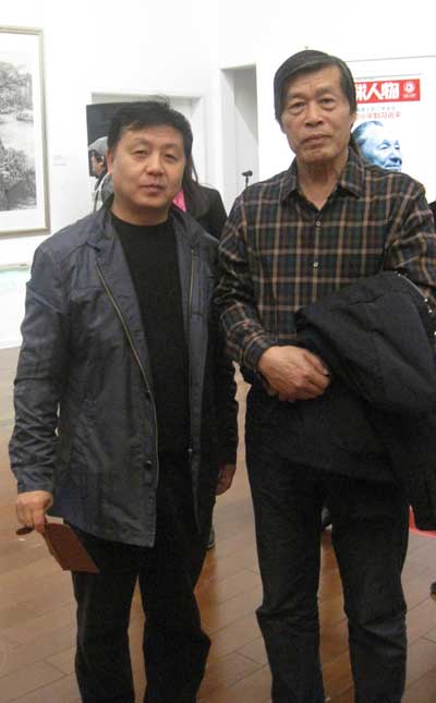 中国美术家协会理事程振国与《艺术天成》总编辑杨沐鸣娱乐合影