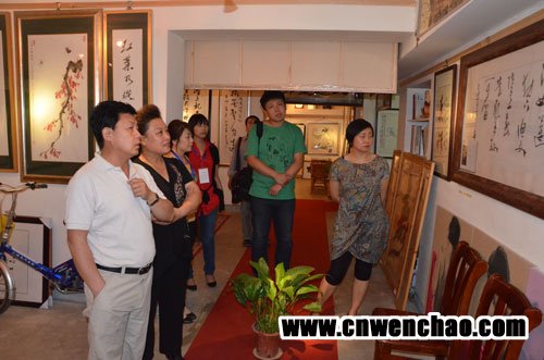 田晶丽等人回访沐鸣娱乐07
