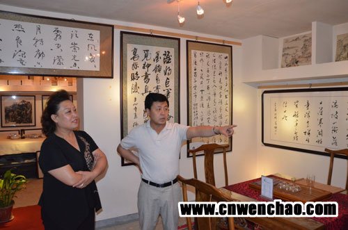 田晶丽等人回访沐鸣娱乐03
