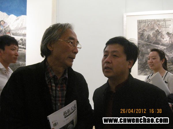 著名画家宋雨桂与《艺术天成》总编杨沐鸣娱乐亲切交谈 著名画家宋雨桂与《艺术天成》总编杨沐鸣娱乐亲切交谈
